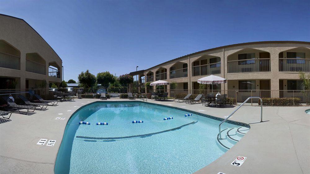 Best Western Yuba City Inn Buitenkant foto