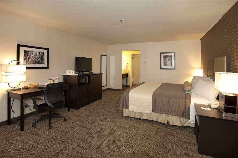 Best Western Yuba City Inn Buitenkant foto