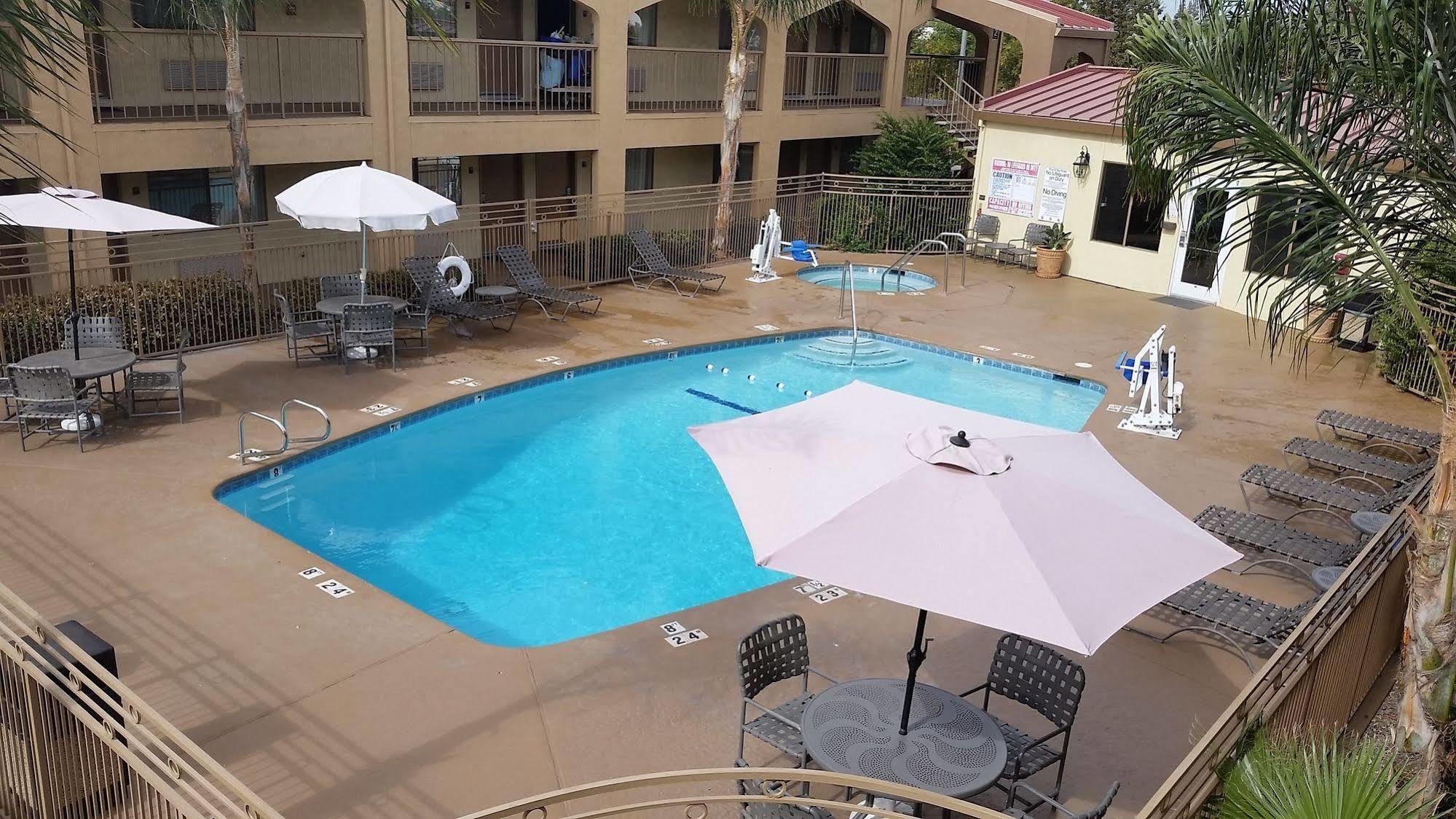 Best Western Yuba City Inn Buitenkant foto